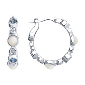 Silver earrings with moonstone