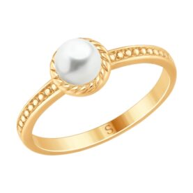 Silver ring with pearls