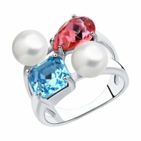 Silver ring with pearls