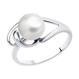 Silver ring with pearls
