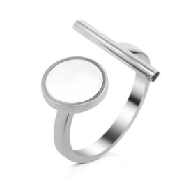 Silver ring with enamel