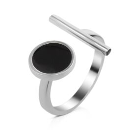 Silver ring with enamel