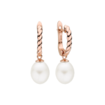 Silver earrings with pearls